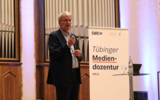 Elmar Theveßen bei der Tübinger Mediendozentur 2026.